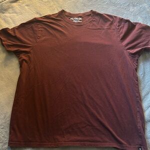 Hurley XXL crew neck tee